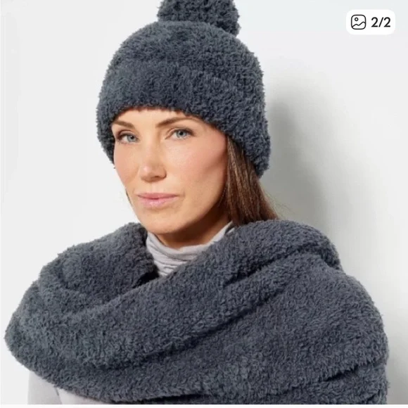 Barefoot Dreams CozyChic Pom Pom Beanie Scarf Set Chestnut Womens One Size New